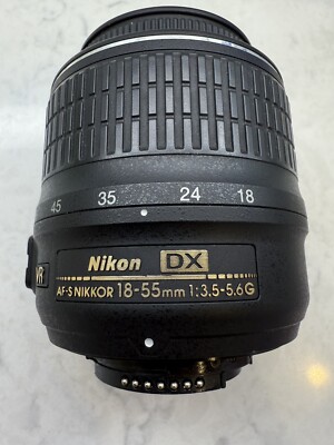 Nikon 18-55mm f/3.5-5.6G AF-S DX VR Nikkor Zoom Lens Defective for Parts