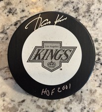 Jari Kurri Signed Los Angeles Kings Logo Puck, HOF 2001 Insc, Schwartz COA