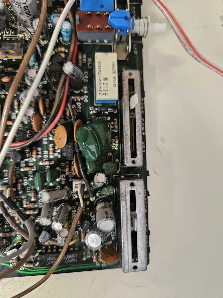 Interruptor maestro PC Nutone IM4006 Bd sw/per.led/inter con versión trans. A con jersey blanco Foto 3 de 4