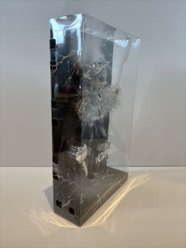 Monster High Frankie Stein SDCC San Diego Comic Con 2022 Voltageous BNIB - Picture 4 of 11