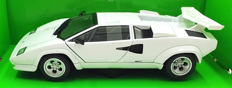 Welly NEX Escala 1/24 24112W - Lamborghini Countach LP 5000 S - Blanco Foto 3 de 4