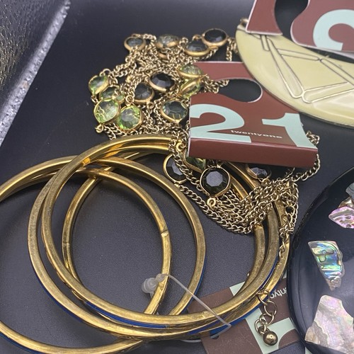 Forever 21 Schmuckset 9 neue markierte Teile Armreifen Armbänder Ohrringe Halsketten XXI - Bild 8 von 10