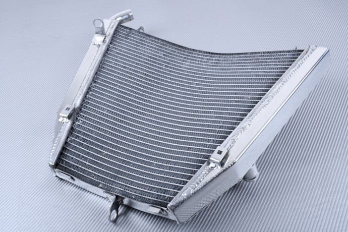 Eviter la surchauffe avec le radiateur eau aluminium Racing HONDA CBR 1000 RR 06-07