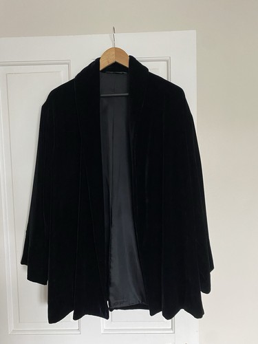 Laura Ashley, Vintage Laura Ashley Velvet Silk Blend Black Kimono Relaxed Jacket 90’s Boho M