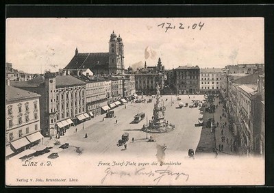 AK Linz a. D., Franz Josef-Platz with monument against the cathedral, tram