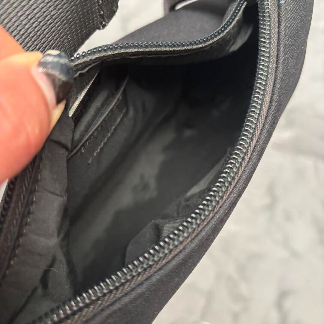 Authentic prada sports hand bag archive y2k vintage red line Authentic prada sports hand bag archive y2k vintage red line