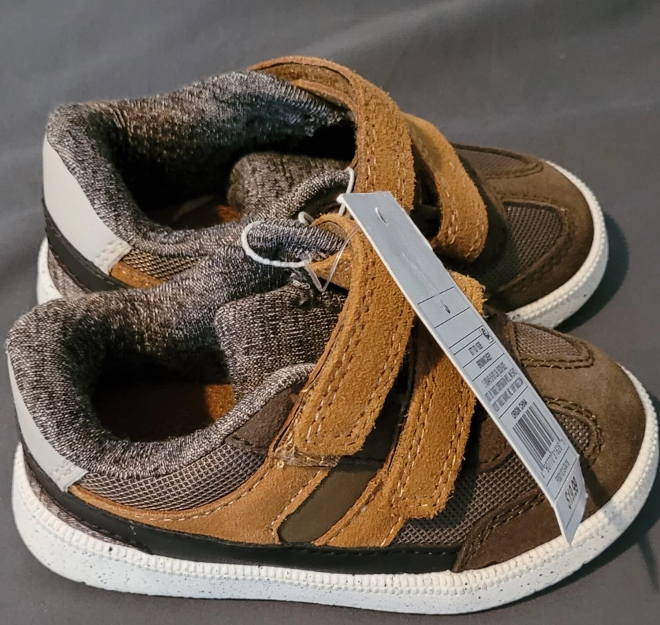 Cat And Jack Casey Niños Jóvenes Tenis Zapatos Tenis Tenis Marrón Cierre Fácil NUEVO Foto 3 de 4