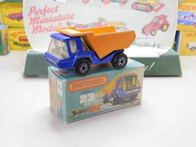 Matchbox Lesney Superfast No. 23 Atlas Dump Truck 1975 With Repro Box - image 1 of 4