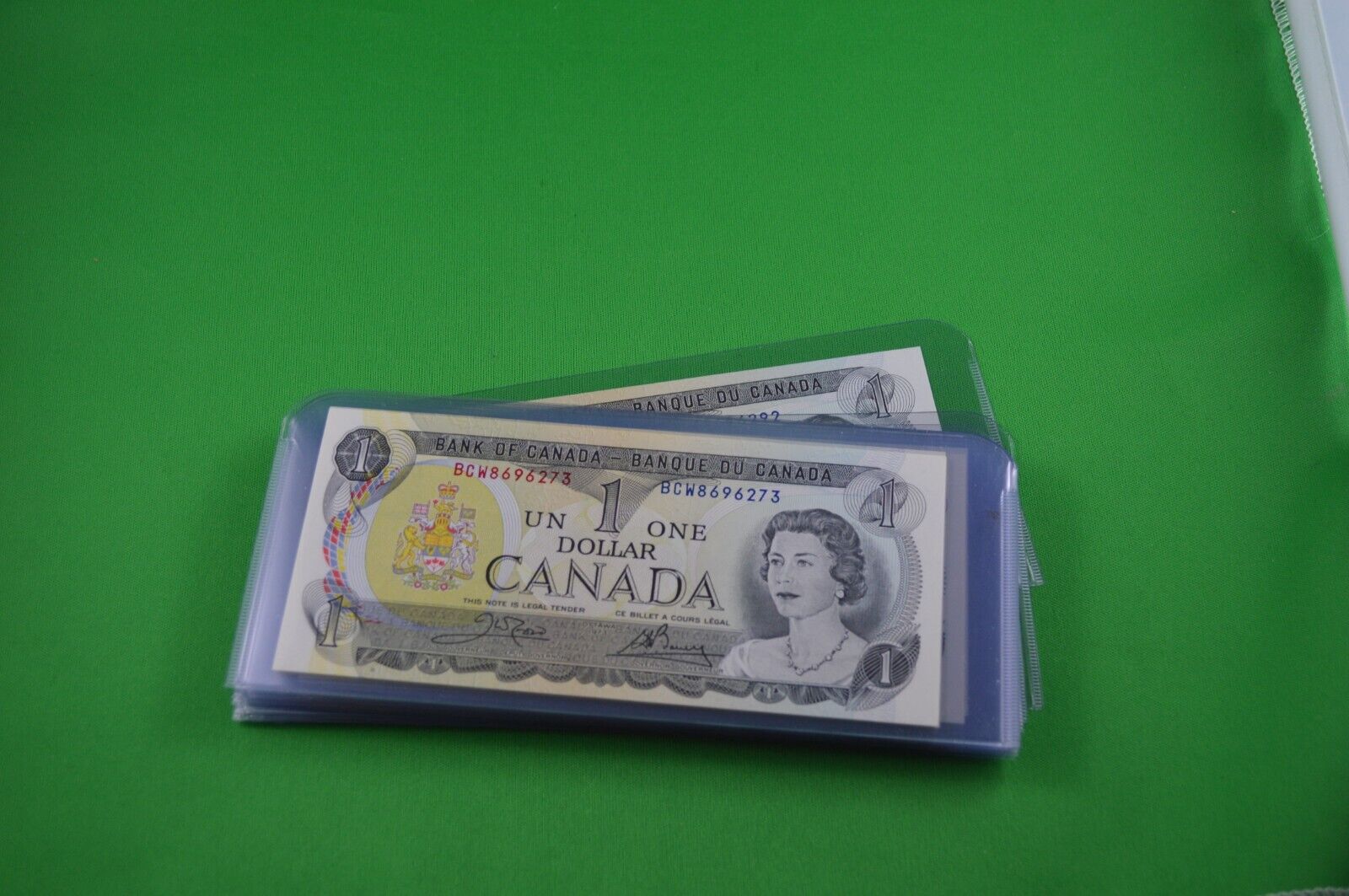 20  -  Uncirculated  -  Consecutive  - 1973   $1.00  Canadian Banknotes    