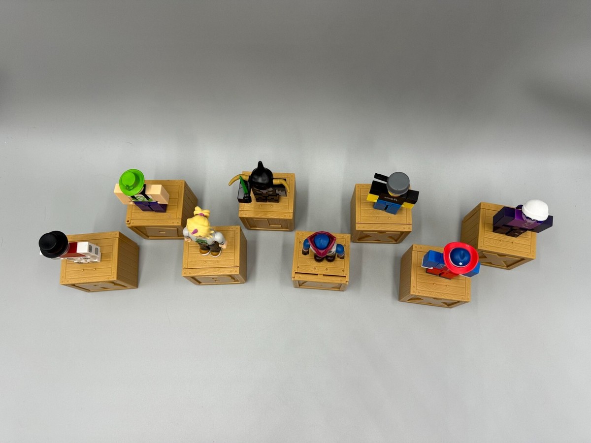 Lot of 8 Roblox Series 2 w / Wood Tan Cubes by Jazwares | eBay