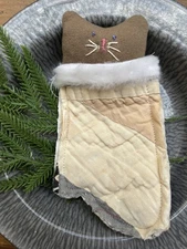 Primitive Christmas Kitten in a Mitten  Ornie Tree Decor Old Patchwork Mitten