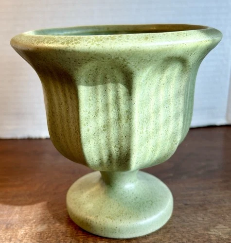 Vintage Haeger Ceramic 5 1/4” Footed Speckled Green/Olive Planter Pot Signed
