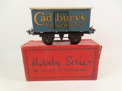 Hornby Series RS703 Cadbury's Chocolate Van, O, schönes Beispiel/verpackt!
