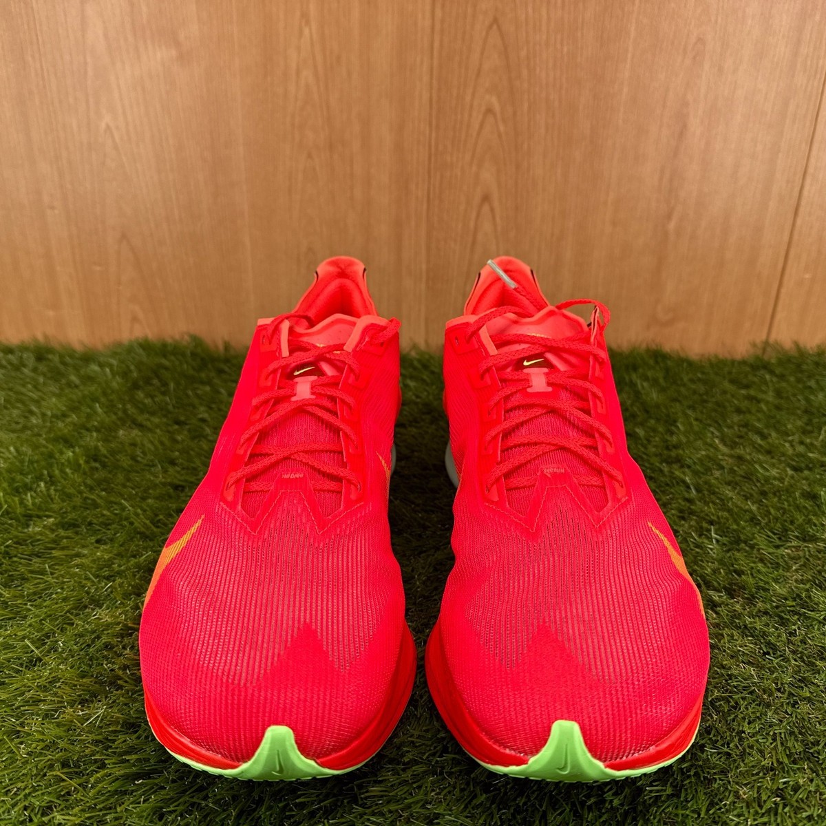 Nike ZoomX Vaporfly Next% 4 HF6414-600 Men's US 13 New Without Box