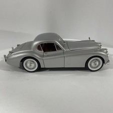 Signature Models 1949 Silver Jaguar XK 120 1:18 Scale Diecast HTF Collectors 