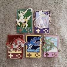 Pins Pokémon lot de 5 en métal (Arceus, Mewtwo, Rayquaza, Kyogre, Groudon)