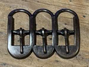 Vintage TRIPLE Metal CLOTHING BUCKLE 1-1/2”x 1-7/8” Dark BROWN Center Bar