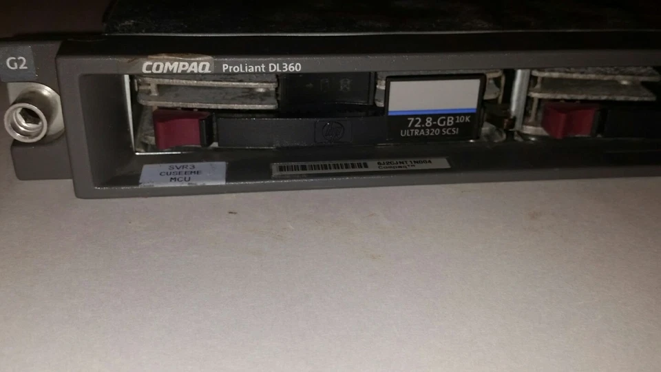 Compaq ProLiant DL360 G2 Server, repair, parts, or scrap only - Image 4 of 4