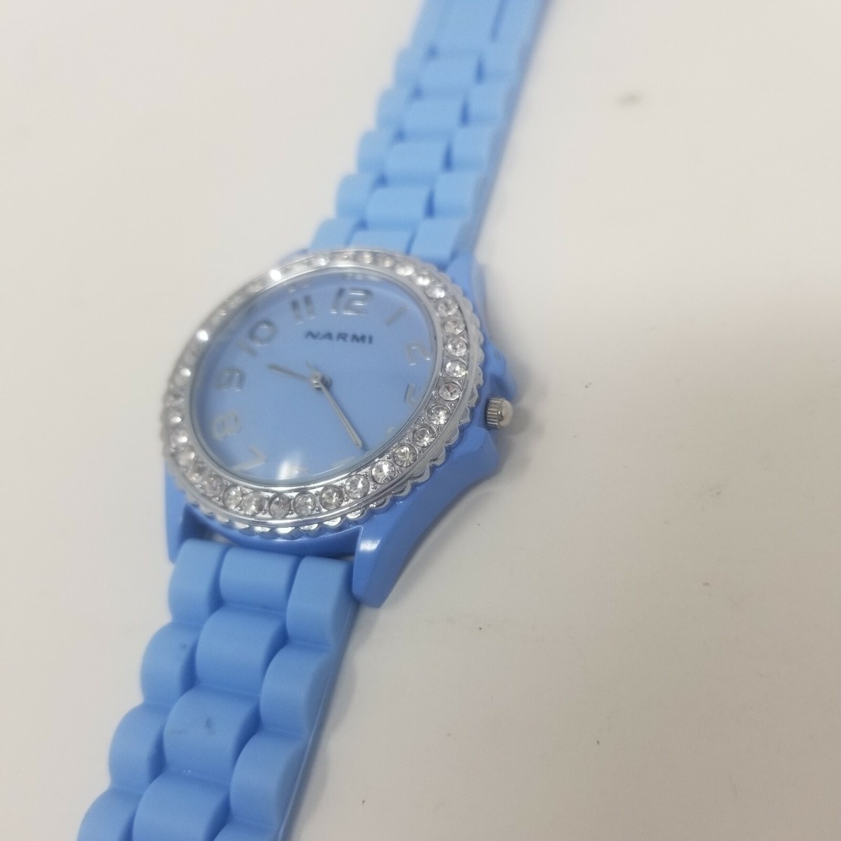 Narmi Blue Rubber Strap & Face Gemmed Bezel Easy To Read  display picture 3