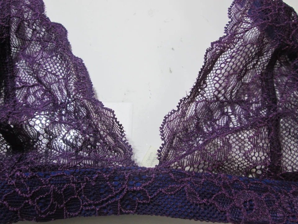 Sujetador BCBGeneration Talla S Púrpura Inalámbrico Sin Forro Ajustable Bralette Encaje Floral Foto 3 de 4