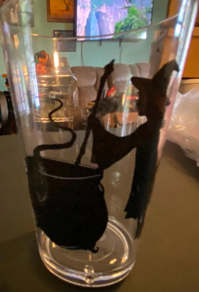 Conjunto de 2 copos de plástico para bruxas e morcegos Pottery Barn Kids - Imagem 2 de 4