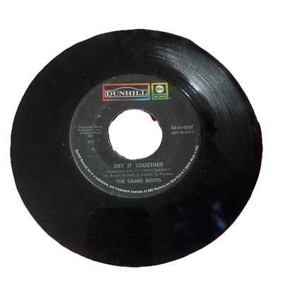 The Grass Roots   Baby Hold On / Get It Together (7'' 45 RPM Record, 1970)