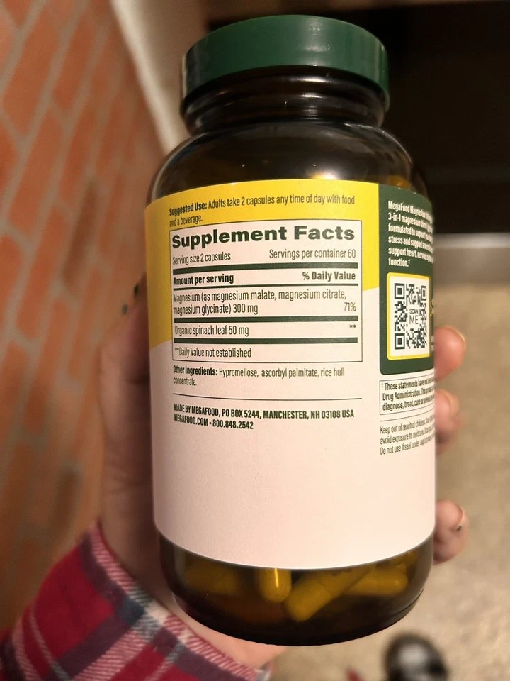 Magnesio 300 mg, 120 cápsulas de MegaFood Exp 9/26 glicinato, malato, citrato  Foto 2 de 3