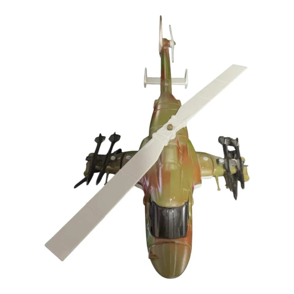 ERTL VIPER X HELICÓPTERO DE ATAQUE MODELO JUGUETE ESTILO AIRWOLF 1986 verde ejército Foto 3 de 4