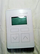 Digital Stat TR42 Honeywell Spyder LCD Sylk-bus communicating temp sensor Used