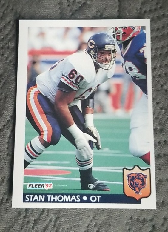 1992 Fleer Football Card #48 Stan Thomas - Chicago Bears 