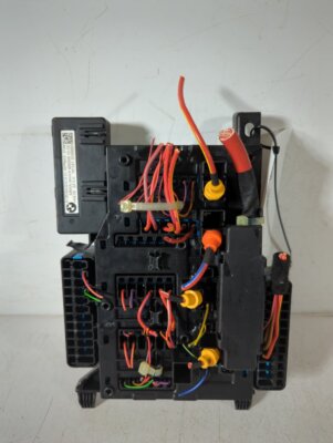 BMW 118i F40 1er M Sport 2020-2023 Sicherungskasten N49