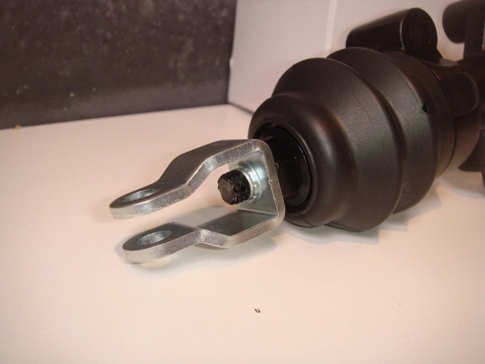 Conjunto de cilindro maestro trasero Harley XL Sportster negro 07-13 V-Twin 23-0021 Y2 Foto 2 de 4