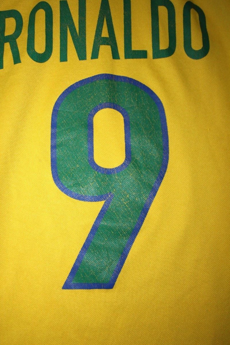 【正規品・新品】Nike 1998 ブラジル代表 9: ロナウド サイズXL BRAZIL 1998 HOME VINTAGE FOOTBALL SHIRT RONALDO #9 ORIGINAL