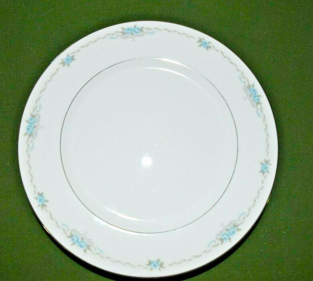 Style House Fine China Corsage Dinner Plates Silver Blue Pattern  White