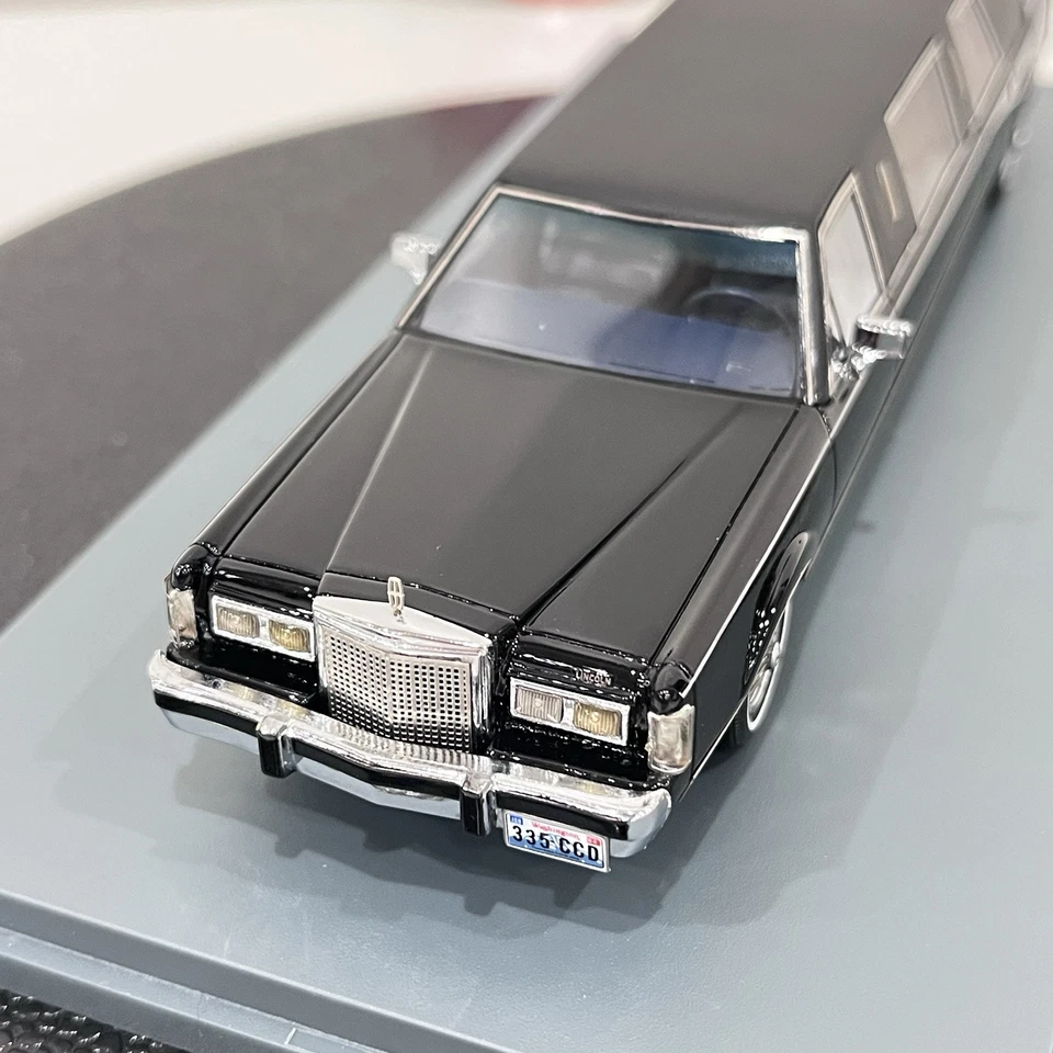 NEO 1/43 1985 Lincoln Town Car Limousine black resin model rare excellent 45335 - Image 3 of 4