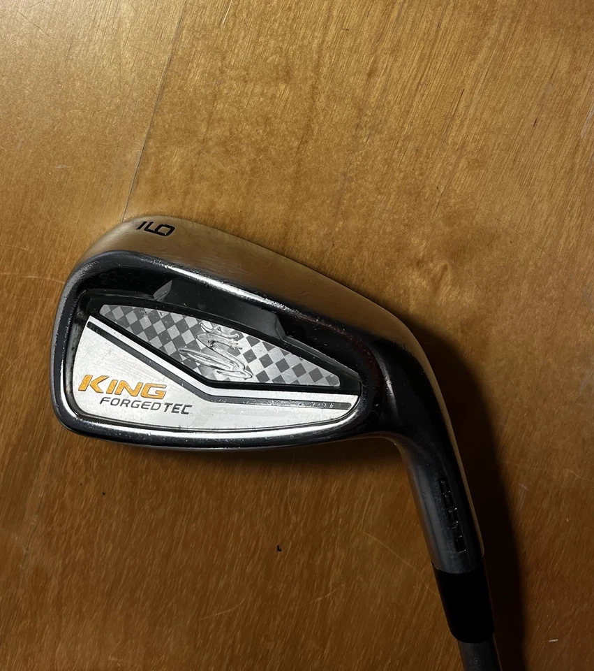 Juego de hierros forjados Cobra King TEC 4-GW, KBS Tour rígidos, empuñaduras de tamaño mediano, diestro Foto 2 de 4