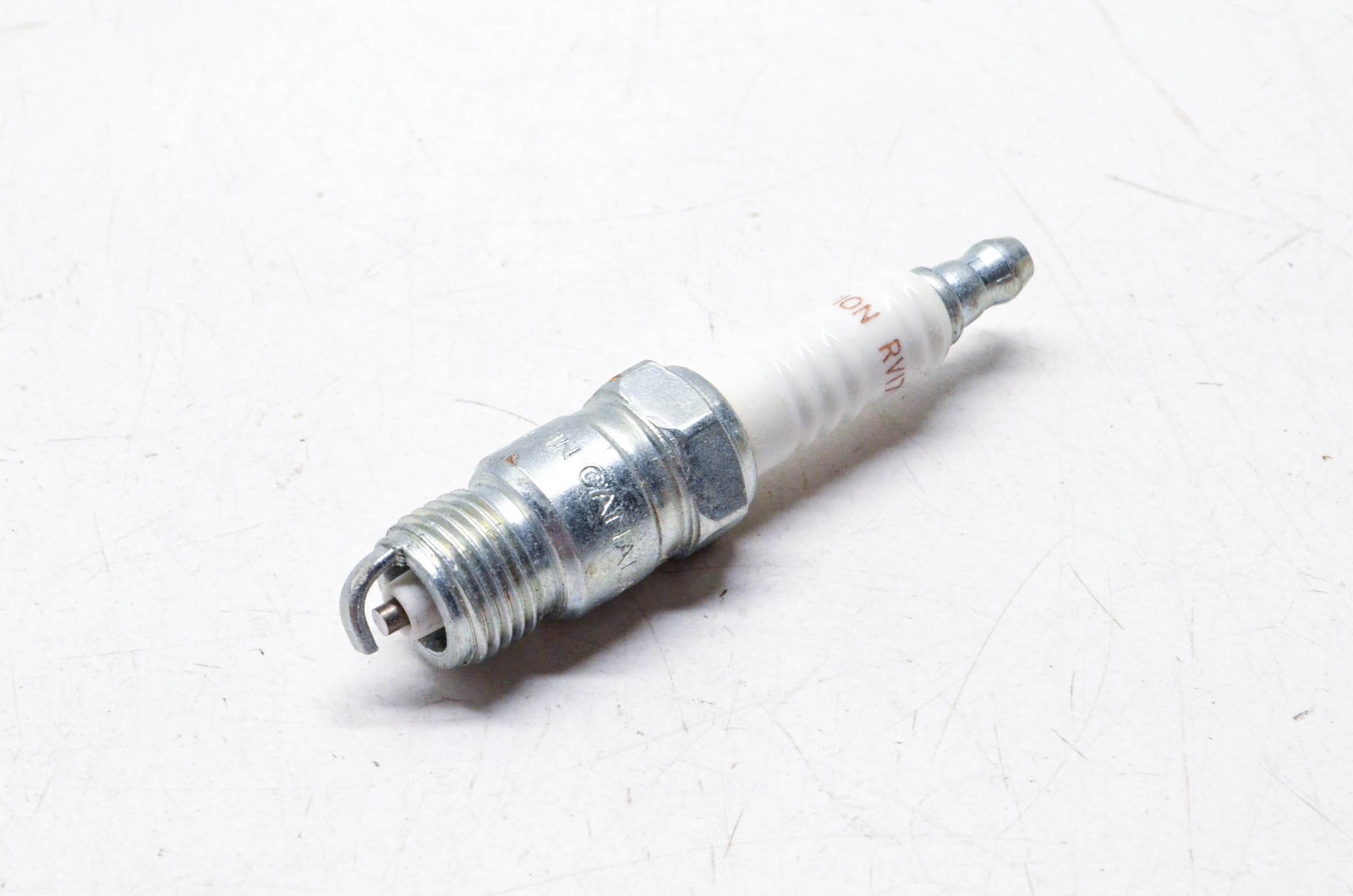 Champion RV17YC6 Spark Plug NOS