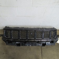 2022-2025 Grand Wagoneer Grille Upper Black Trim Grill Jeep Wcamera Assembly 2022-2025 Grand Wagoneer Grille Upper Black Trim Grill Jeep Wcamera Assembly