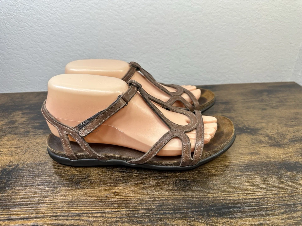 Sandalias Naot para mujer 39 marrón Dorith cuero con tiras informales punta abierta cómodas Foto 3 de 4