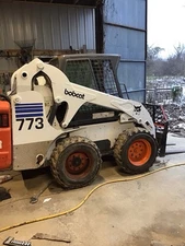 2004 Bobcat skidsteer. NEW PROFESSIONALLY REBUILT ENGINE