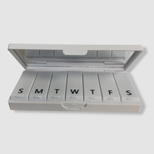  20 Port  Polish White Classic Company Weekly Seven-Day Organizer Case Pill Box