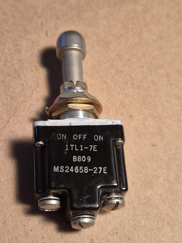 Microswitch Honeywell 1TL1-7E MS24523-7E, SPDT, BOTH Positions Momentary, USED.