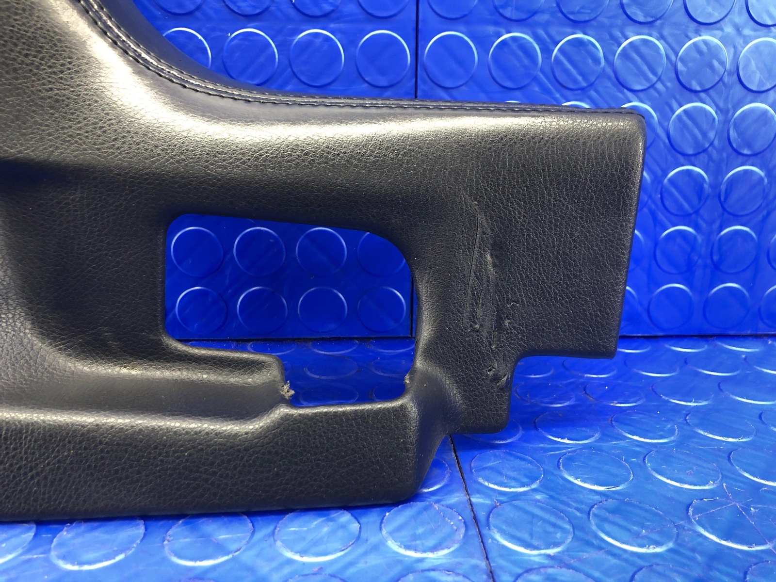 2004-2014 LAMBORGHINI GALLARDO OEM FRONT LEFT DOOR TRIM PANEL BEZEL *SCRATCHES*