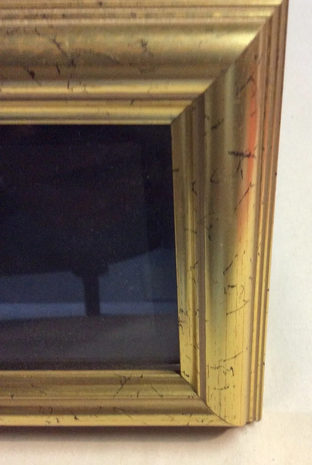 Vintage Plastic Picture Frame 4” X 6” Gold Color - Image 4 of 4