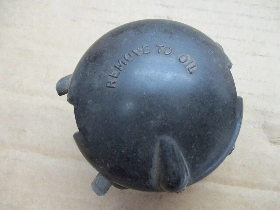 Vintage Early MG MGB Distributor Cap    AD4 - Image 2 of 4