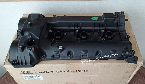 224203C170 OEM Genuine Engine Valve Cover RH for Hyundai SantaFE (2011~2012) - Picture 2 of 2