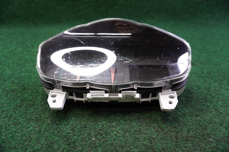 2017 18 19 20 CHEVROLET SONIC Speedometer Gauge Cluster 56K MILES 42574339 OEM - Image 2 of 4