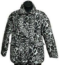 Chico's Jacket Women Sz 1 US Sz 8/10 Animal Print Quilted 2 Flap Pockets Snaps