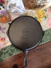 Vintage GRISWOLD Cast Iron SKILLET Frying Pan # 9 SMALL  LOGO -