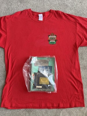 Kaiser Chiefs rotes Herren T-Shirt XL OMG 'Oh My God' 'CHIEF' Bundle mit CD & Buch